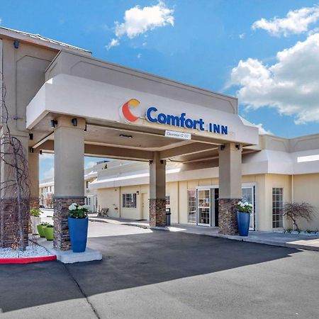 Comfort Inn & Suites Klamath Falls Exterior photo